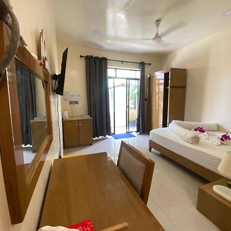 Maavaharu Guest House Himmafushi Eksteriør bilde