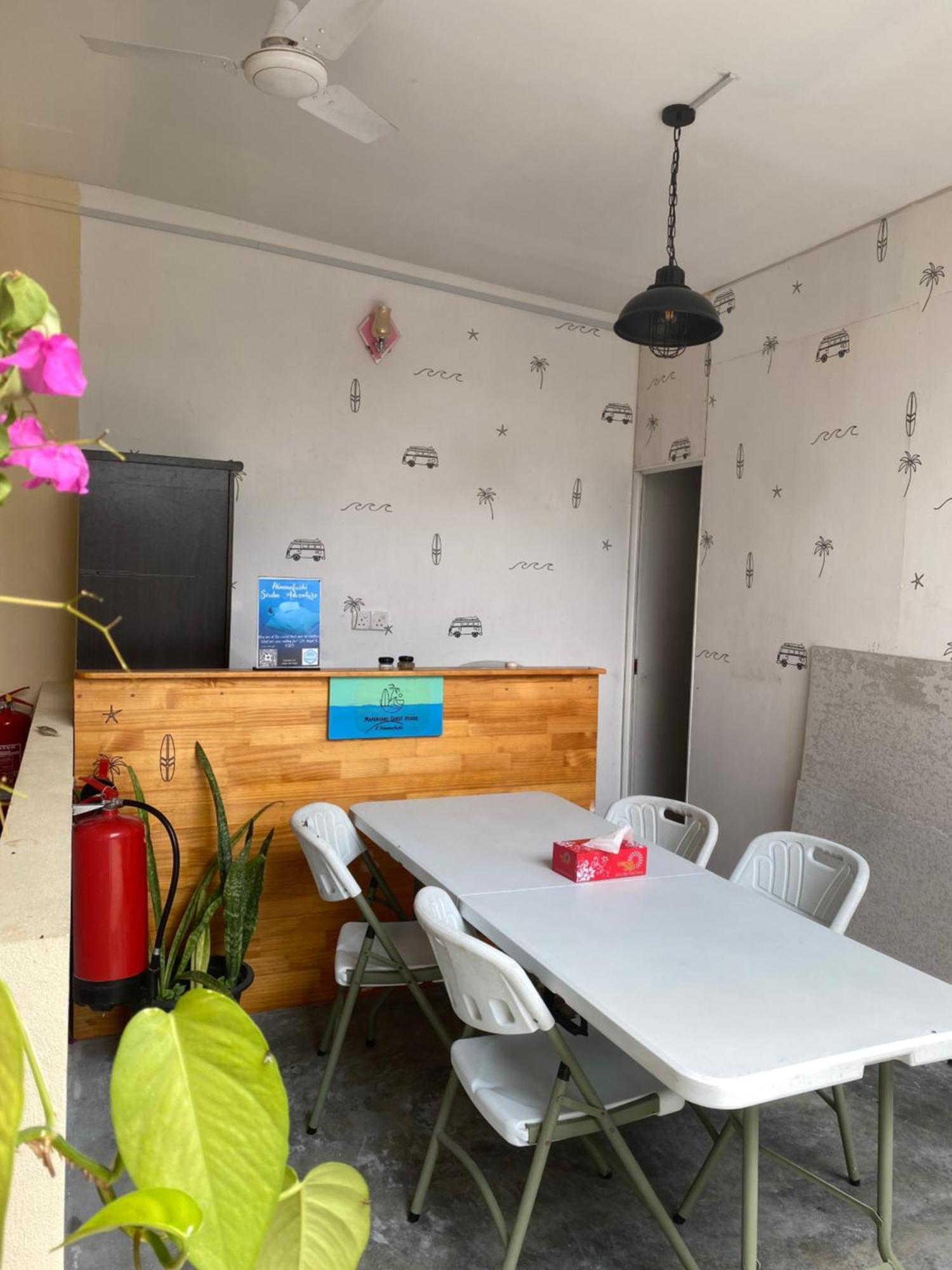 Maavaharu Guest House Himmafushi Eksteriør bilde