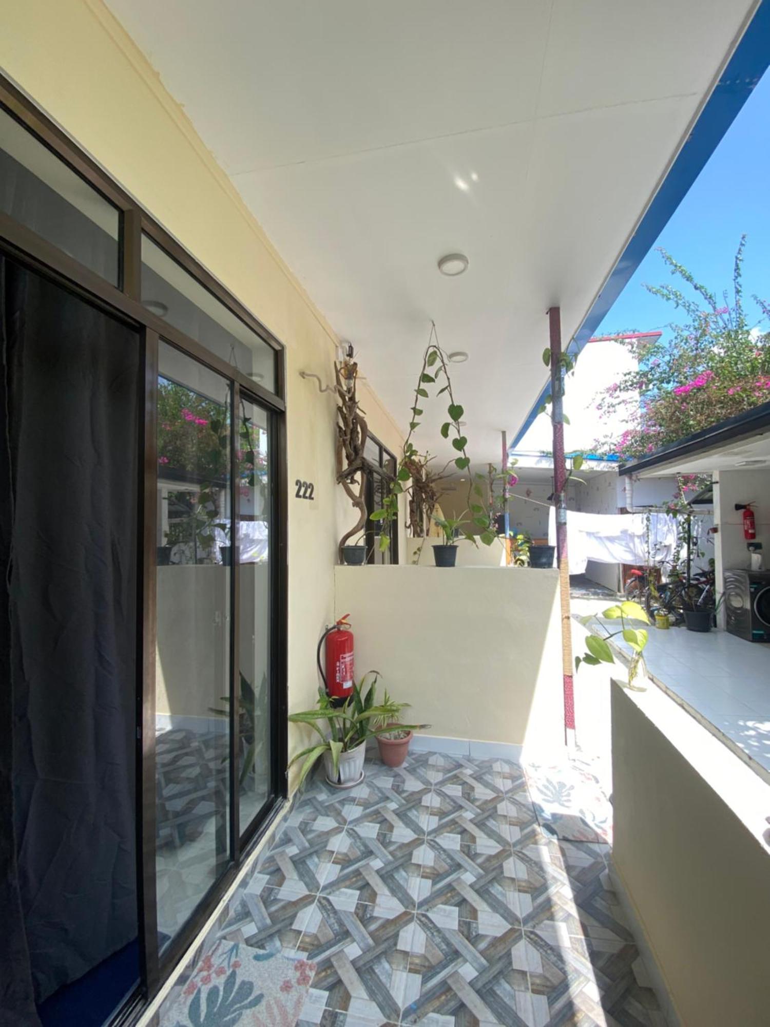 Maavaharu Guest House Himmafushi Eksteriør bilde