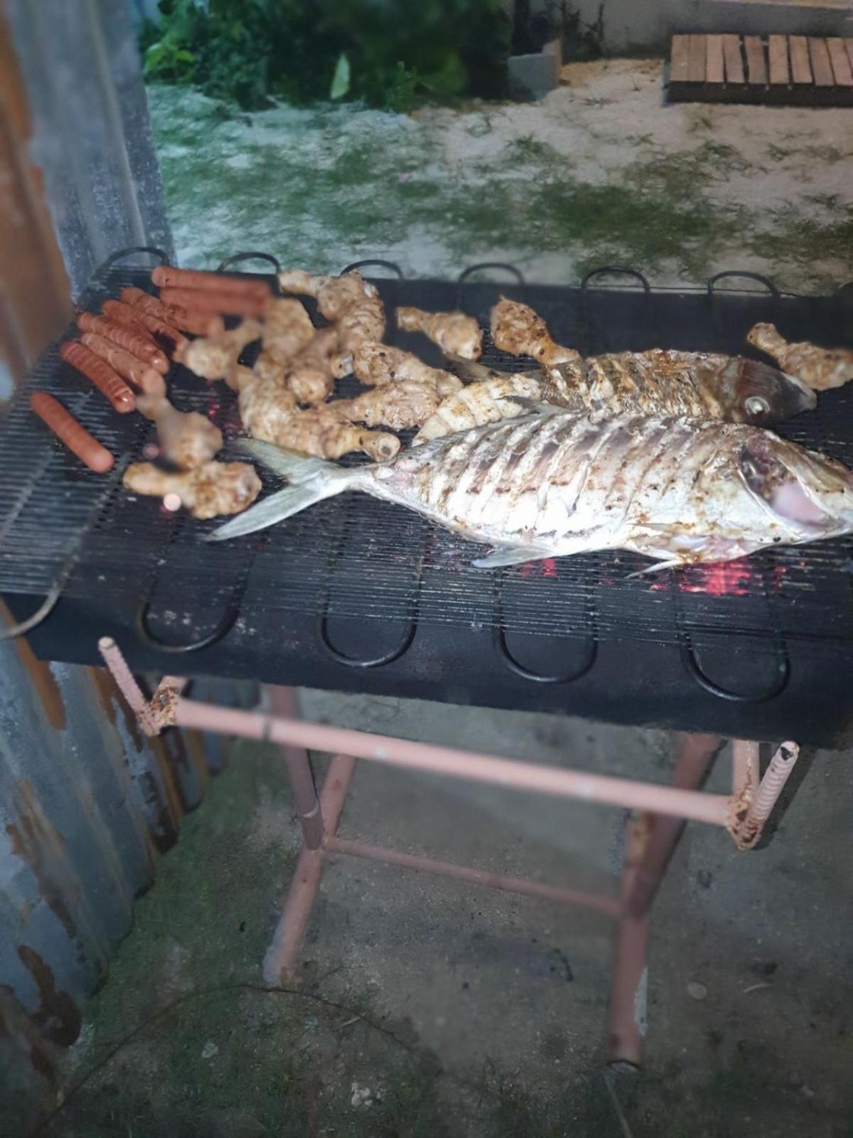Maavaharu Guest House Himmafushi Eksteriør bilde